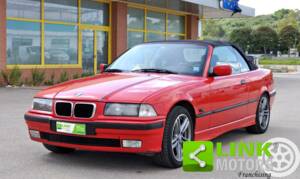 Image 5/10 of BMW 318i (1994)