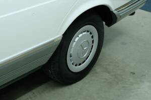 Bild 13/50 von Mercedes-Benz 280 S (1981)