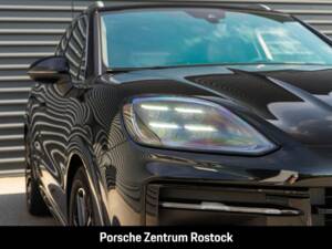 Imagen 3/34 de Porsche Cayenne Turbo S E-Hybrid (2023)