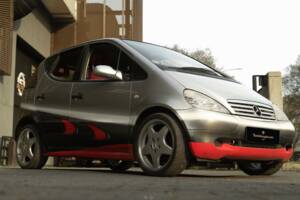 Image 2/41 of Mercedes-Benz A 160 "F1 Häkkinen Edition" (1999)