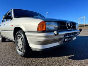 Image 3/48 of Alfa Romeo 33 - 1.5 QV (1985)
