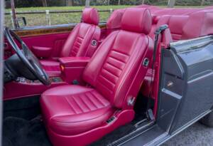 Image 18/22 of Rolls-Royce Corniche IV (1995)