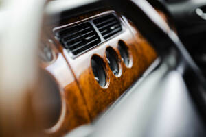 Imagen 31/36 de Jaguar XK8 4.0 (1999)