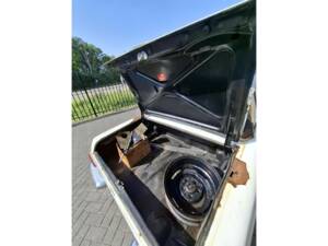 Image 34/50 de Mercedes-Benz 250 SL (1967)