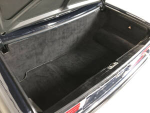 Imagen 11/36 de Mercedes-Benz 380 SL (1984)