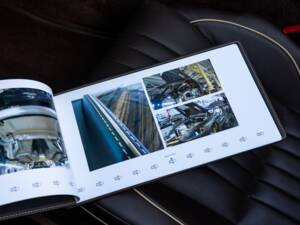 Bild 68/79 von Aston Martin DB 9 GT Volante (2017)