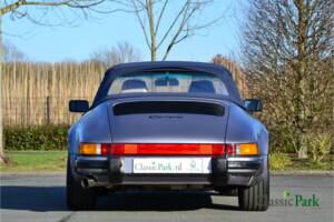 Image 21/50 of Porsche 911 Carrera 3.2 (1987)