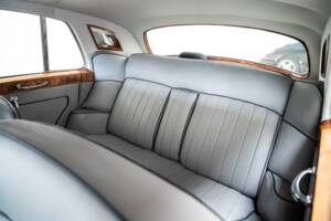 Image 23/40 of Rolls-Royce Silver Cloud II (1960)