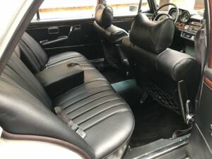 Afbeelding 15/50 van Mercedes-Benz 300 SEL 6.3 (1971)