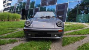 Image 19/104 of Porsche 911 Carrera 3.2 (1986)