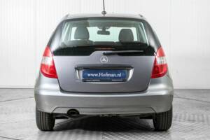 Bild 13/43 von Mercedes-Benz A 160 CDI (2010)