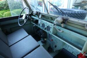 Image 44/50 of Land Rover 88 (1965)