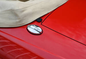 Image 24/45 of Jaguar XJ-S Convertible (1990)