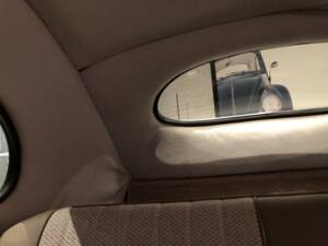 Imagen 23/30 de Volkswagen Beetle 1200 Standard &quot;Oval&quot; (1956)