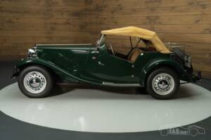 Image 6/7 de MG TD (1953)