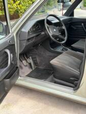 Bild 21/41 von BMW 520i (1982)