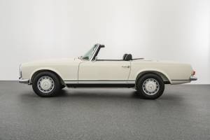 Imagen 2/20 de Mercedes-Benz 280 SL (1968)