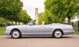 Immagine 2/38 di Rolls-Royce Corniche V (2001)
