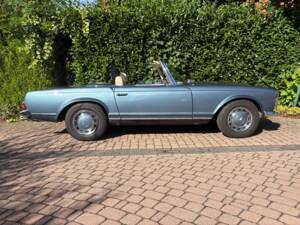 Image 19/38 de Mercedes-Benz 280 SL (1970)