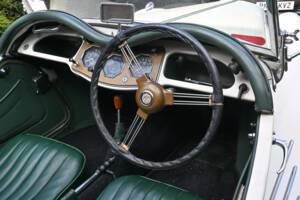 Image 29/50 of MG TF 1500 (1954)