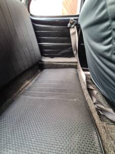 Image 20/27 of Volkswagen Karmann Ghia 1500 (1968)