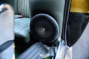 Bild 44/73 von Aston Martin V8 EFi Volante (1987)