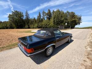 Image 8/22 de Mercedes-Benz 500 SL (1983)