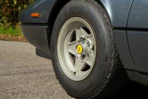 Bild 14/49 von Ferrari 308 GTS Quattrovalvole (1985)