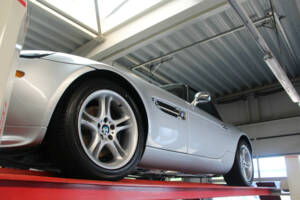 Image 7/50 of BMW Z8 (2000)