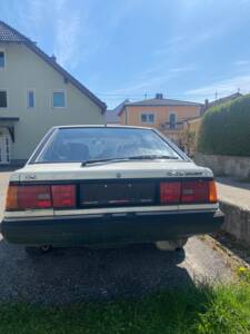 Bild 4/9 von Toyota Camry (1985)