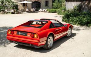 Bild 12/38 von Ferrari 328 GTS (1986)