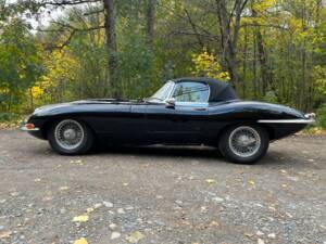 Bild 10/47 von Jaguar E-Type (1968)