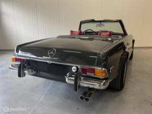Image 15/40 of Mercedes-Benz 280 SL (1970)