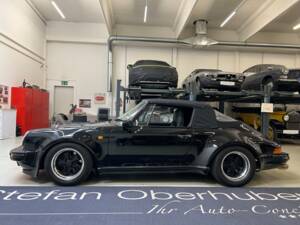 Bild 23/32 von Porsche 911 Carrera 3.2 (WTL) (1985)