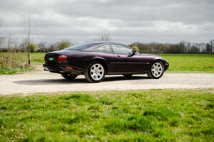 Imagen 5/36 de Jaguar XK8 4.0 (1999)