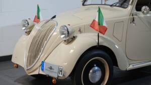 Image 15/27 of FIAT 500 A Topolino (1938)
