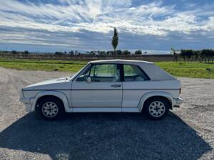 Image 3/18 of Volkswagen Golf Mk I Convertible 1.8 (1984)