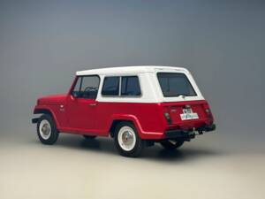 Image 8/20 of Jeep DJ-5F (1977)