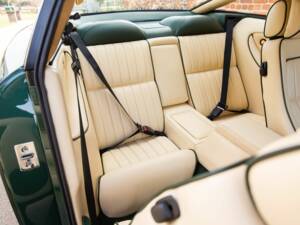 Imagen 9/50 de Aston Martin V8 Coupé (1996)