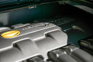 Image 24/40 of Renault Clio II V6 (2002)