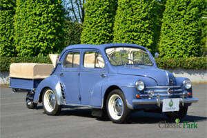 Bild 7/50 von Renault 4 CV Décapotable (1954)