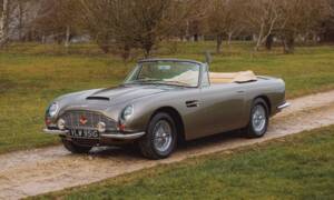 Image 1/99 of Aston Martin DB 6 Volante (1968)