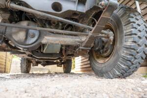 Image 38/50 de Land Rover 88 (1974)