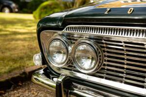 Image 31/44 of Ford Zodiac MkIII (1964)