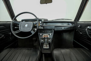 Image 6/50 of BMW 2002 (1974)