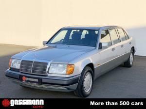 Bild 4/15 von Mercedes-Benz 260 E Lang (1990)