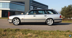 Afbeelding 4/72 van BMW M5 Touring (1992)