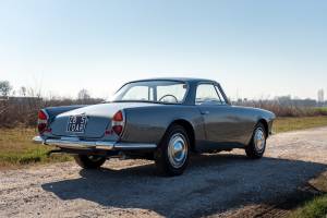 Immagine 7/44 di Lancia Flaminia GT 2.8 3C Touring (1964)