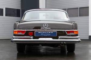 Bild 7/35 von Mercedes-Benz 280 SE 3,5 (1970)