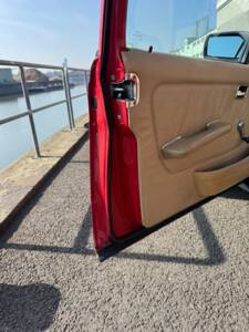 Image 27/65 of Mercedes-Benz 200 D (1982)